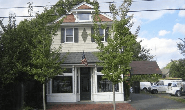 15 CHESTNUT Street, Tenafly